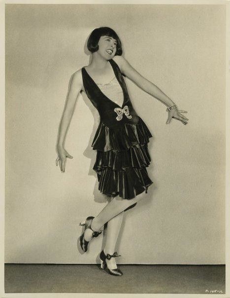 Colleen Moore famous flapper outfit in 1920's